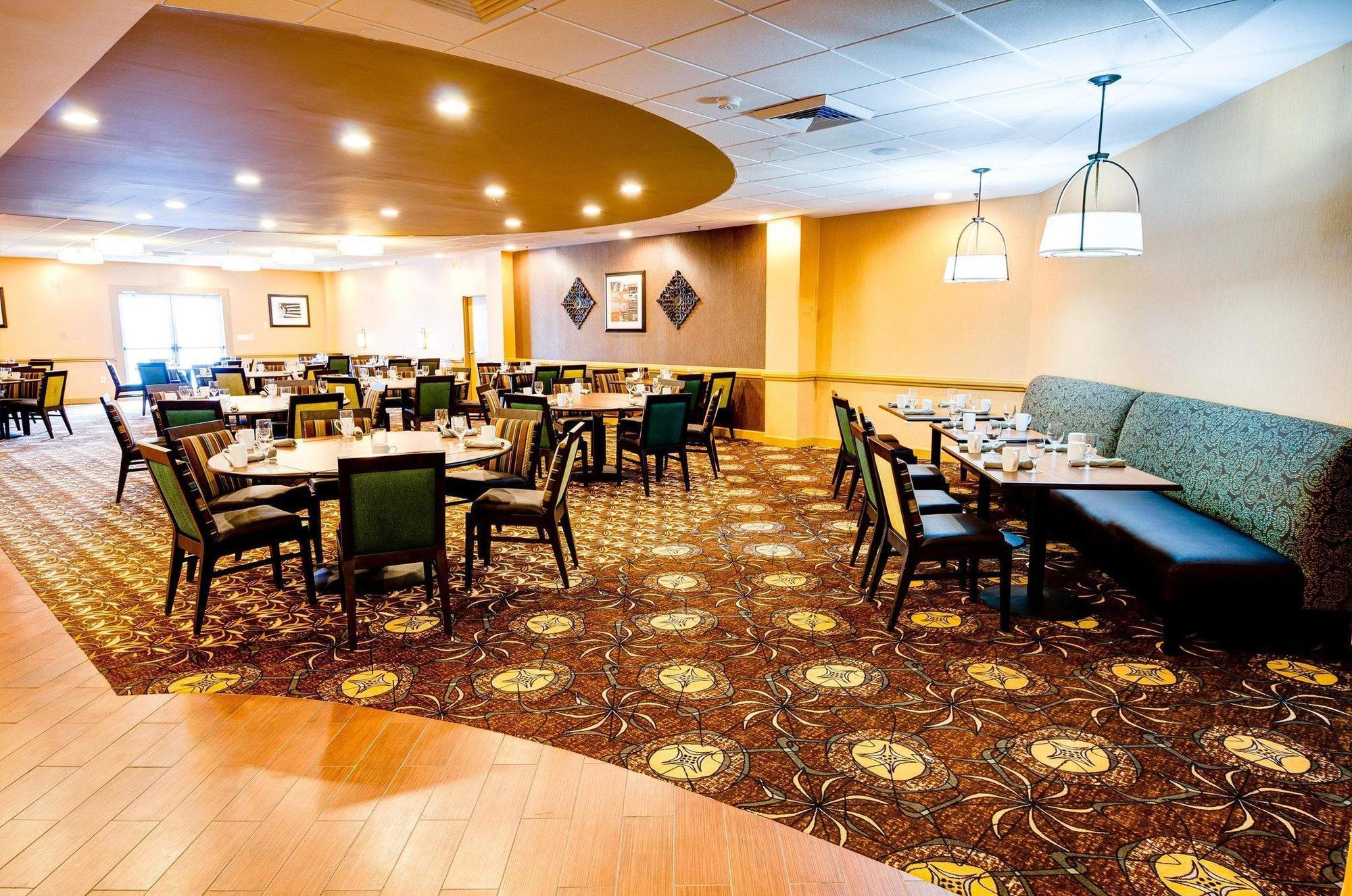 Doubletree By Hilton Hotel Raleigh - Brownstone - University Kültér fotó