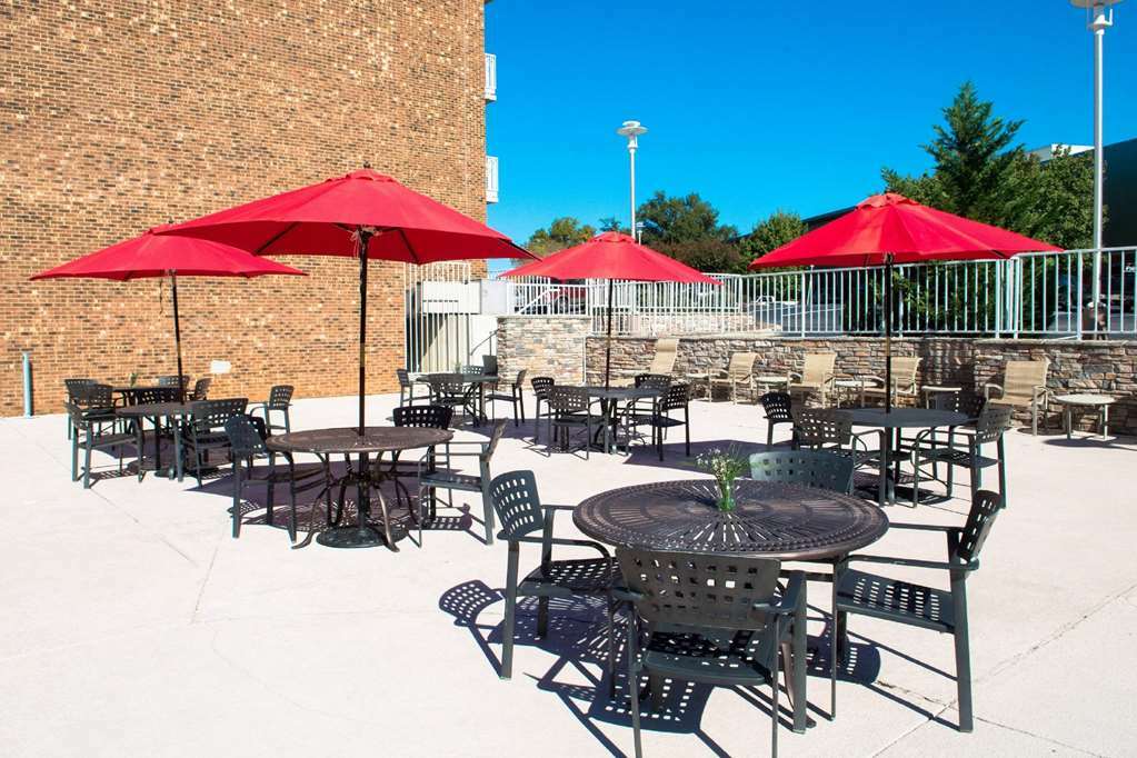 Doubletree By Hilton Hotel Raleigh - Brownstone - University Kültér fotó
