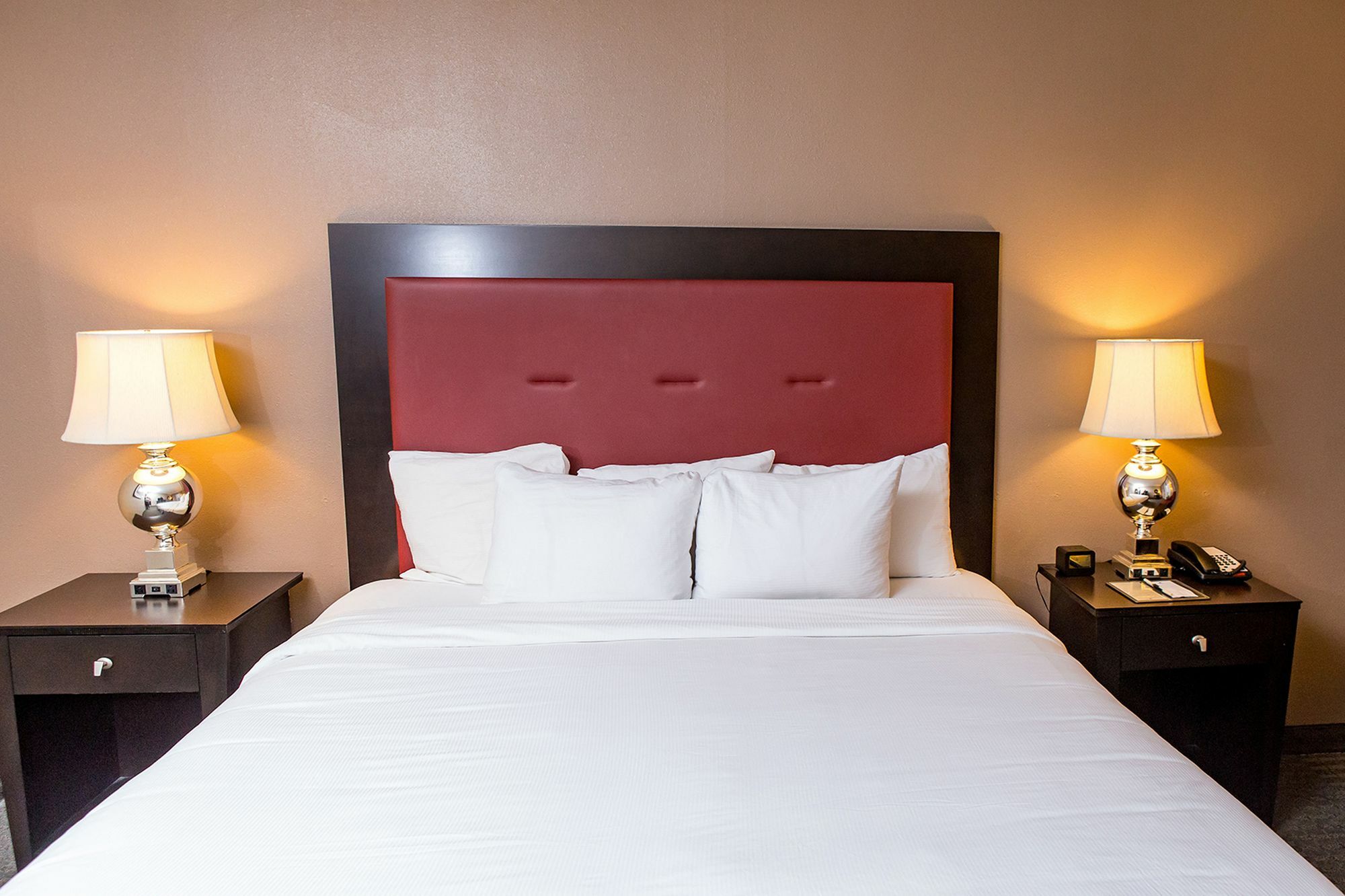 Doubletree By Hilton Hotel Raleigh - Brownstone - University Kültér fotó