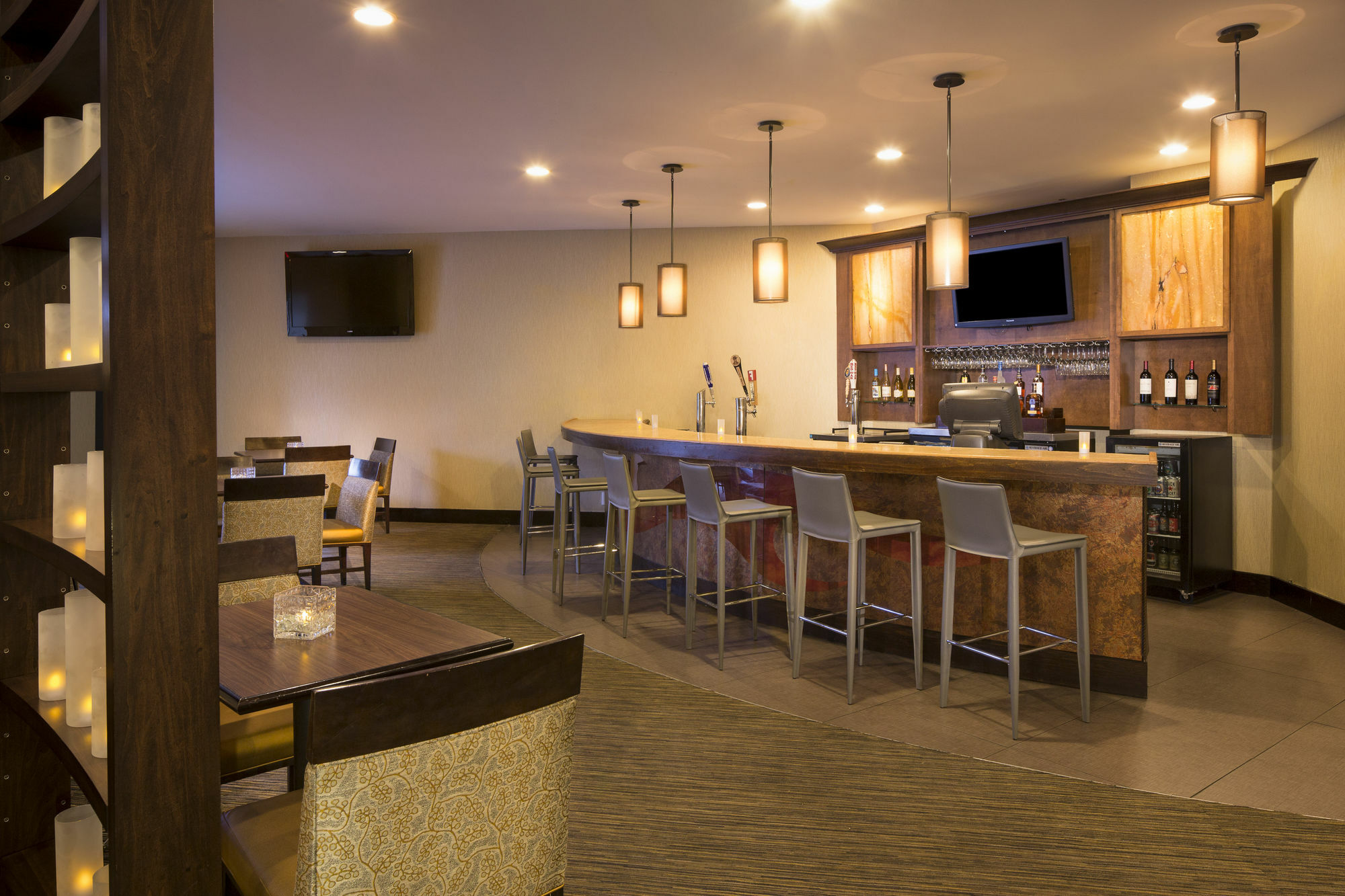 Doubletree By Hilton Hotel Raleigh - Brownstone - University Kültér fotó
