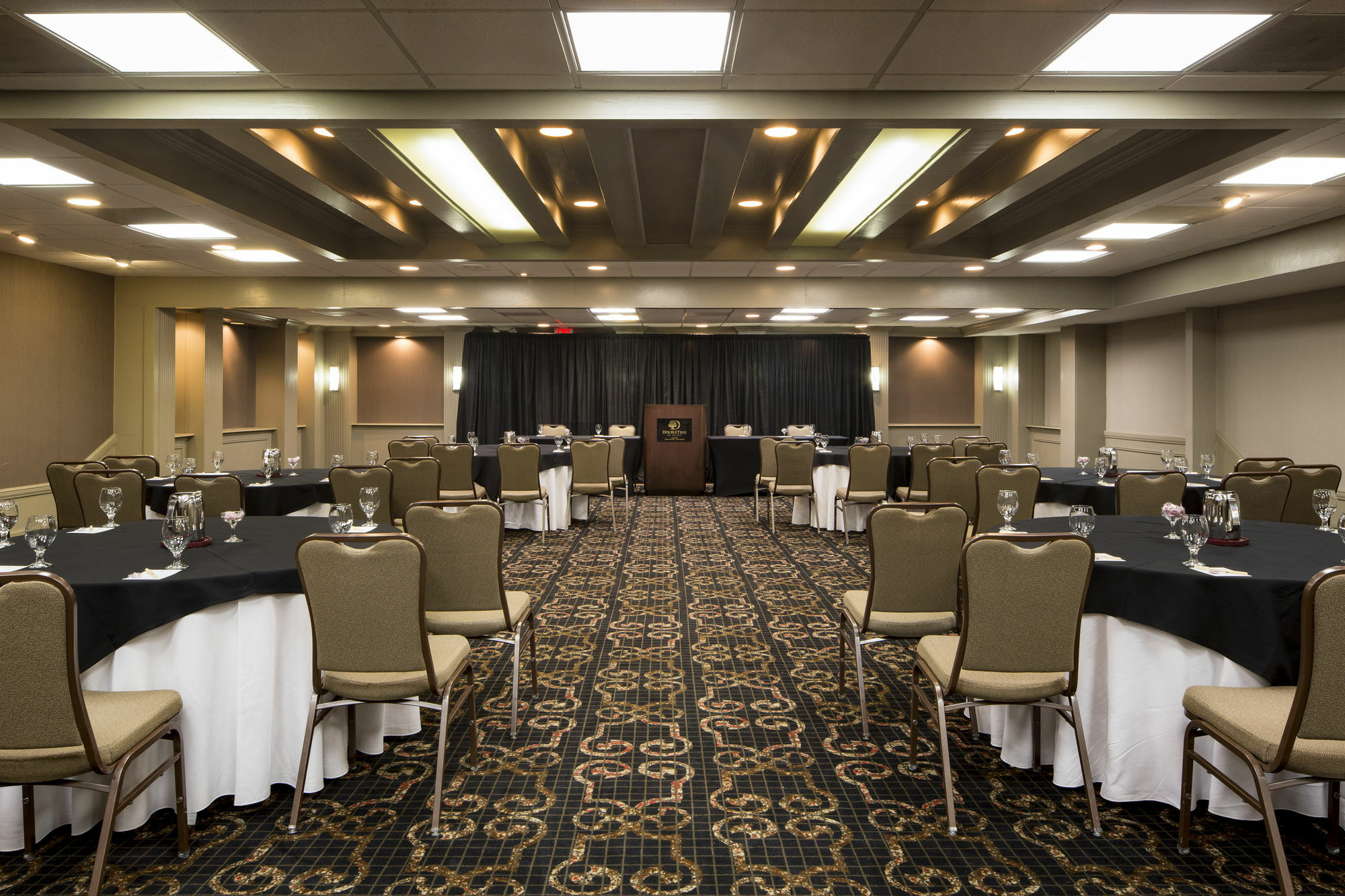 Doubletree By Hilton Hotel Raleigh - Brownstone - University Kültér fotó
